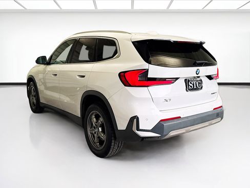 Used 2023 BMW X1 xDrive28i AWD/4WD image 6