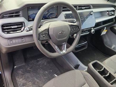 New 2027 Chevrolet Bolt LT w/ Comfort Package image 17