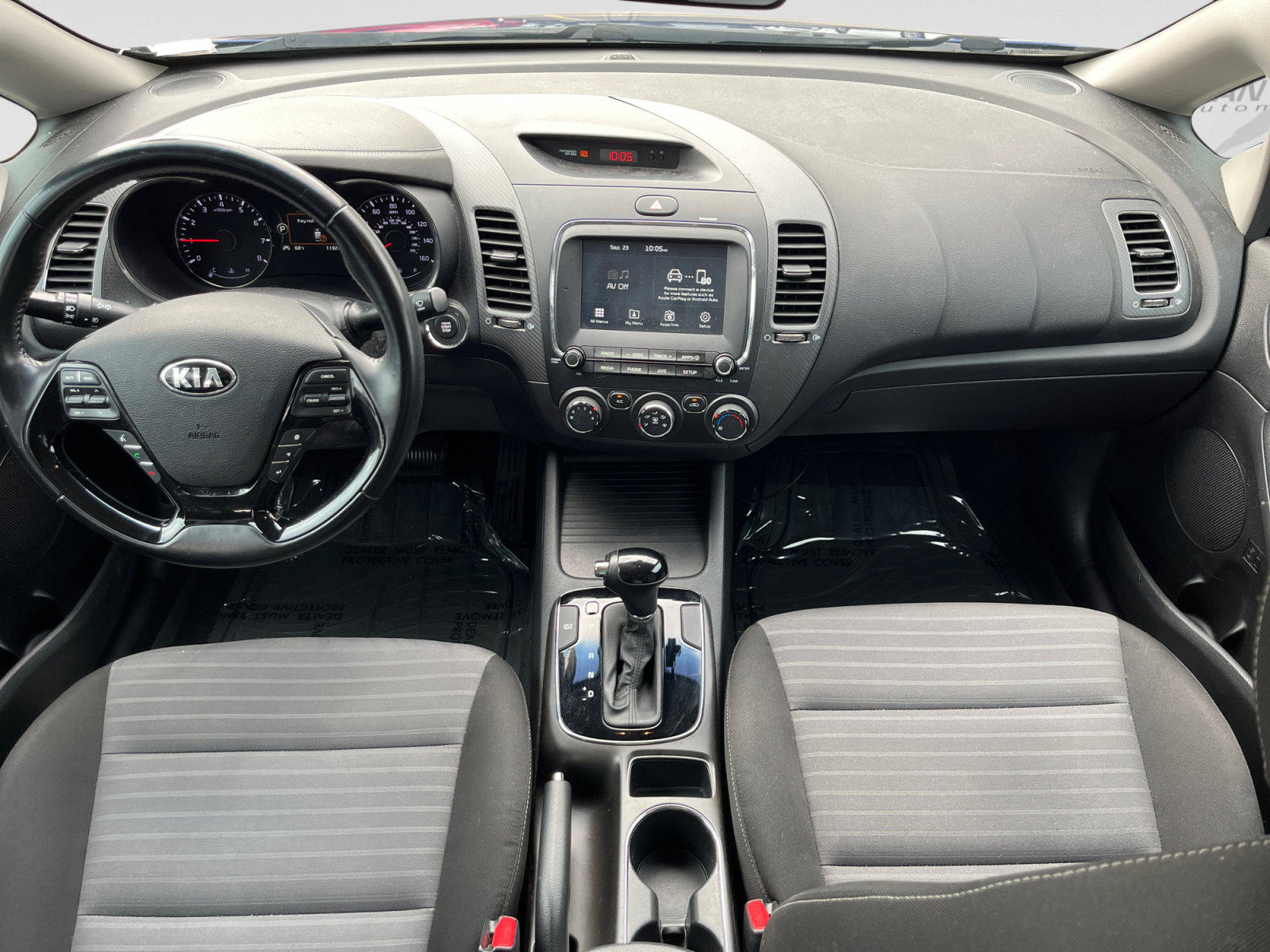 Used 2017 Kia Forte S w/ S Technology Package FWD image 12