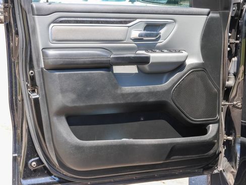 Used 2020 RAM 1500 Big Horn AWD/4WD image 11