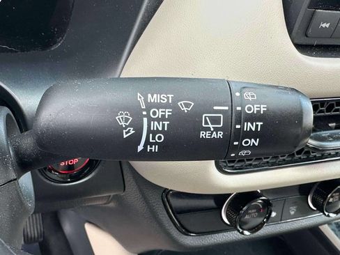 Certified 2024 Honda HR-V LX image 19