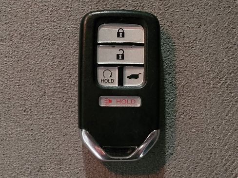 Used 2021 Honda Pilot EX image 32