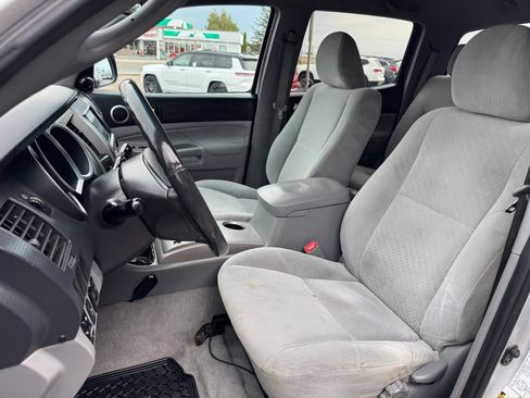 Used 2010 Toyota Tacoma 4x4 Double Cab V6 image 14