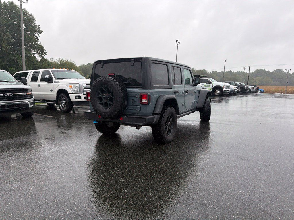 Used 2024 Jeep Wrangler Unlimited AWD/4WD image 11