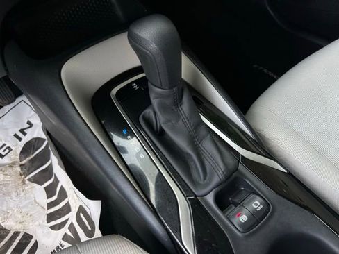 Used 2020 Toyota Corolla LE FWD image 37