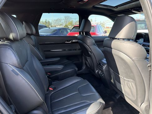 Used 2024 Hyundai Palisade Calligraphy image 29