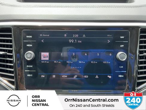 Used 2023 Volkswagen Atlas SEL R-Line AWD/4WD image 21