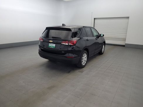 Used 2024 Chevrolet Equinox LS w/ LS Convenience Package AWD/4WD image 9