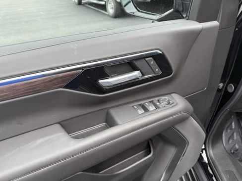 New 2025 Chevrolet Tahoe 4WD image 10