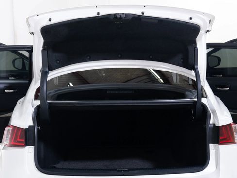 Used 2015 Lexus IS 250 image 56