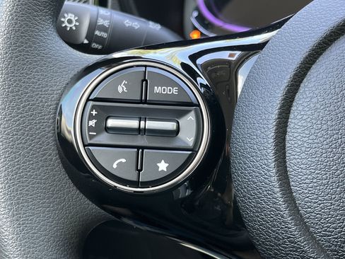 New 2025 Kia Soul S image 14
