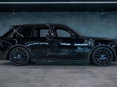 Used 2026 Rolls-Royce Cullinan AWD/4WD image 32