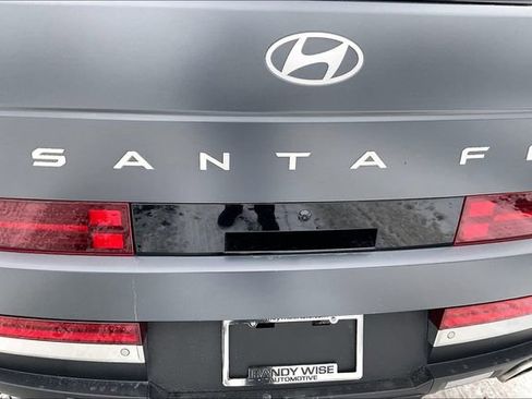 Used 2025 Hyundai Santa Fe Limited image 32
