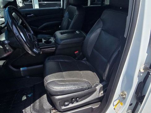 Used 2018 GMC Yukon SLT w/ Open Road Package AWD/4WD image 49