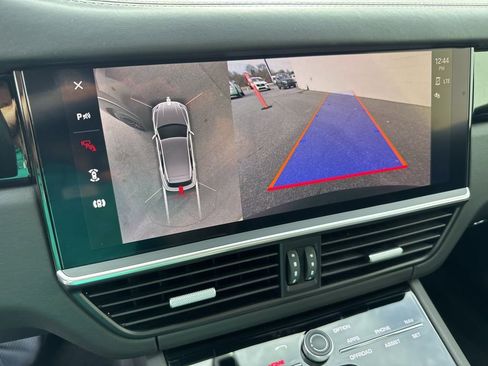 Used 2023 Porsche Cayenne GTS image 24