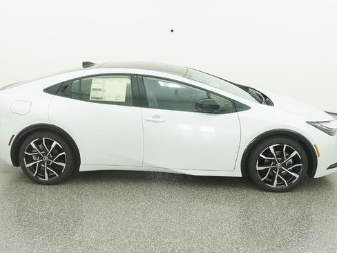 New 2026 Toyota Prius Plug-In Hybrid image 11