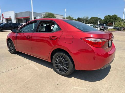 Used 2018 Toyota Corolla LE FWD image 9