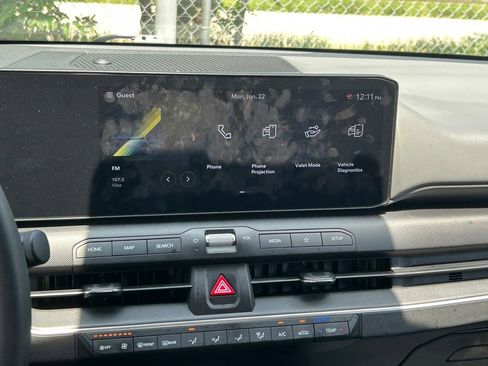 Used 2025 Kia K4 FWD image 18