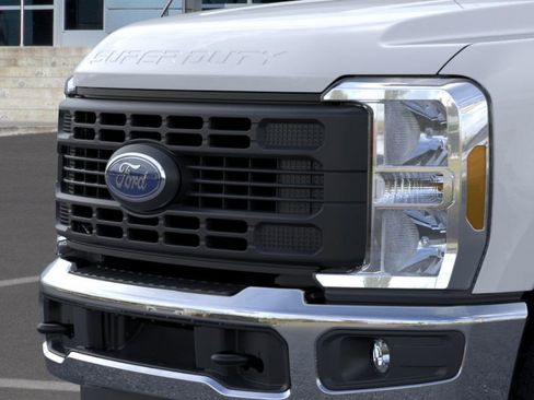 New 2026 Ford F250 XL w/ XL Driver Assist Package image 17