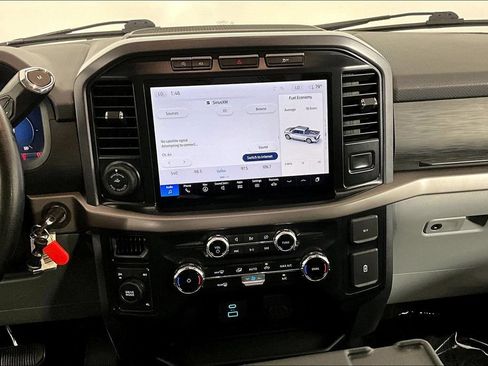 Used 2024 Ford F150 XLT AWD/4WD image 6