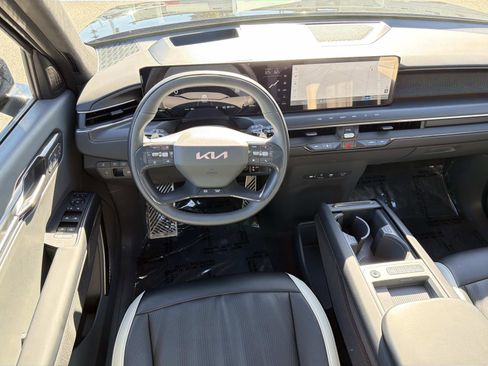 Used 2026 Kia EV9 GT-Line image 9