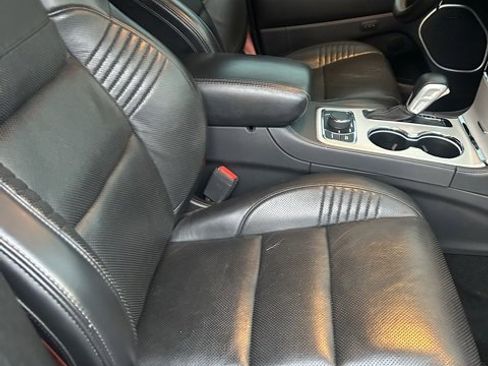 Used 2021 Jeep Grand Cherokee SRT image 11