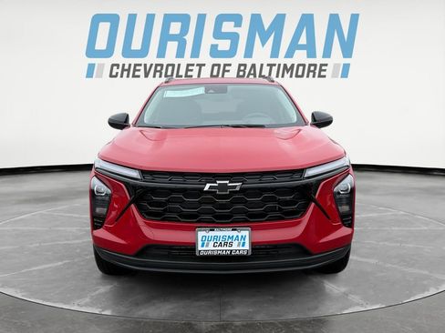 New 2026 Chevrolet Trax LT w/ Sunroof Package image 8