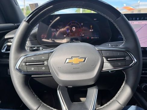 New 2026 Chevrolet Traverse High Country FWD image 24