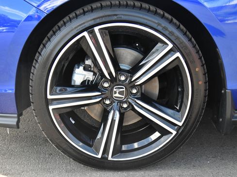 Used 2024 Honda Accord Sport image 12