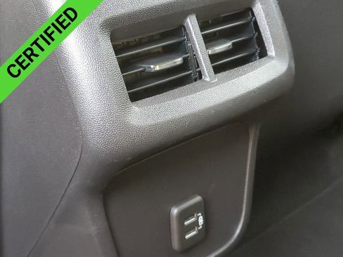 Certified 2024 Chevrolet Equinox LT image 21