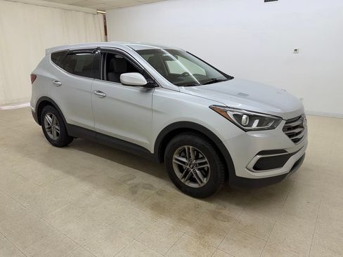 Used 2017 Hyundai Santa Fe Sport w/ Cargo Package AWD/4WD image 6