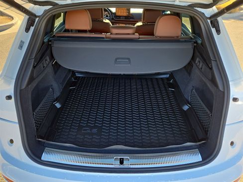 Certified 2024 Audi Q5 e Premium image 12