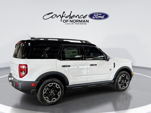 New 2026 Ford Bronco Sport Outer Banks w/ Outer Banks Tech Package+ AWD/4WD image 9