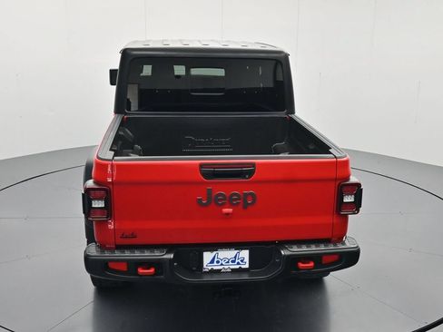 Used 2026 Jeep Gladiator Rubicon AWD/4WD image 33