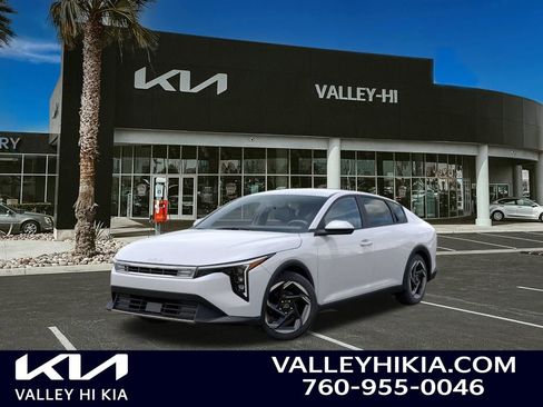 New 2025 Kia K4 EX image 1