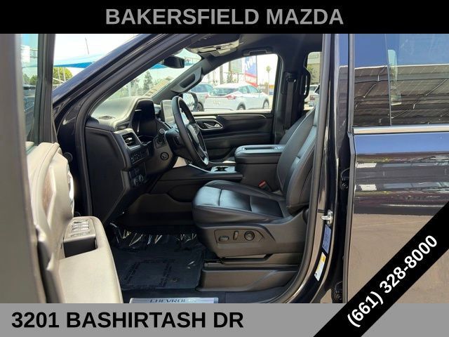 Used 2024 Chevrolet Tahoe LT w/ Luxury Package RWD image 15