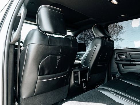 Used 2024 RAM 2500 Limited image 43