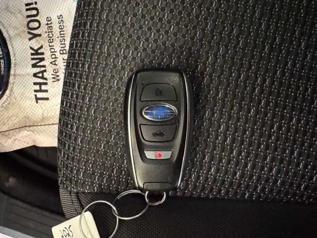 Used 2025 Subaru Forester Premium AWD/4WD image 17