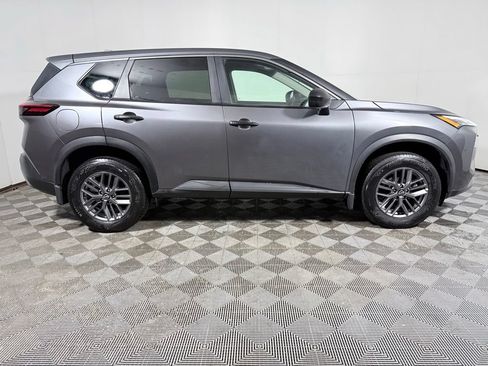 Used 2023 Nissan Rogue S AWD/4WD image 6