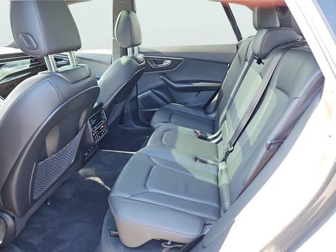 Used 2021 Audi Q8 Premium Plus w/ Premium Plus Package AWD/4WD image 36