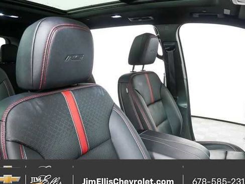 Certified 2024 Chevrolet Traverse RS image 24