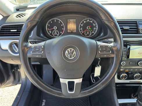 Used 2012 Volkswagen Passat 2.5 SE image 20