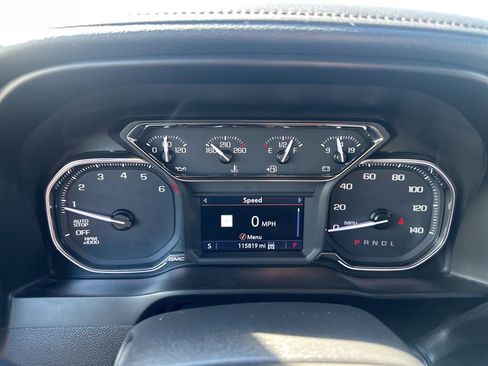 Used 2019 GMC Sierra 1500 SLT w/ SLT Premium Plus Package AWD/4WD image 2