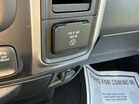 Used 2019 RAM 1500 Big Horn image 40