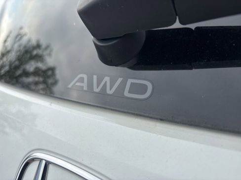 Used 2024 Honda HR-V Sport image 5