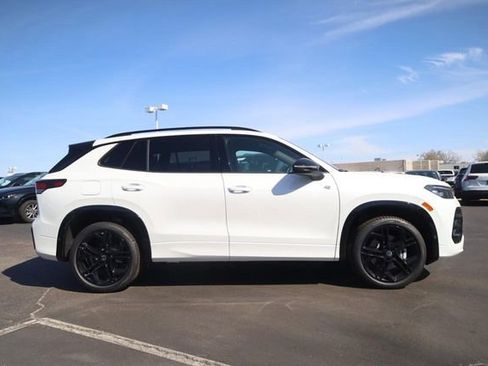 New 2026 Volkswagen Tiguan SE R-Line image 4