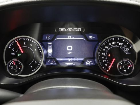 Used 2025 RAM 1500 Laramie w/ Sport Appearance Package AWD/4WD image 8