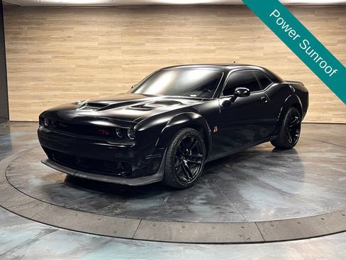 Used 2022 Dodge Challenger R/T Scat Pack RWD image 7