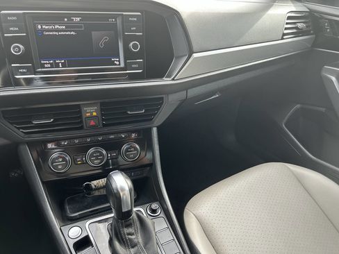 Used 2020 Volkswagen Jetta R-Line w/ R-Line Cold Weather Package image 23