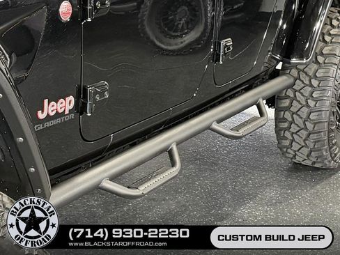 Used 2022 Jeep Gladiator Rubicon w/ LED Lighting Group AWD/4WD image 12